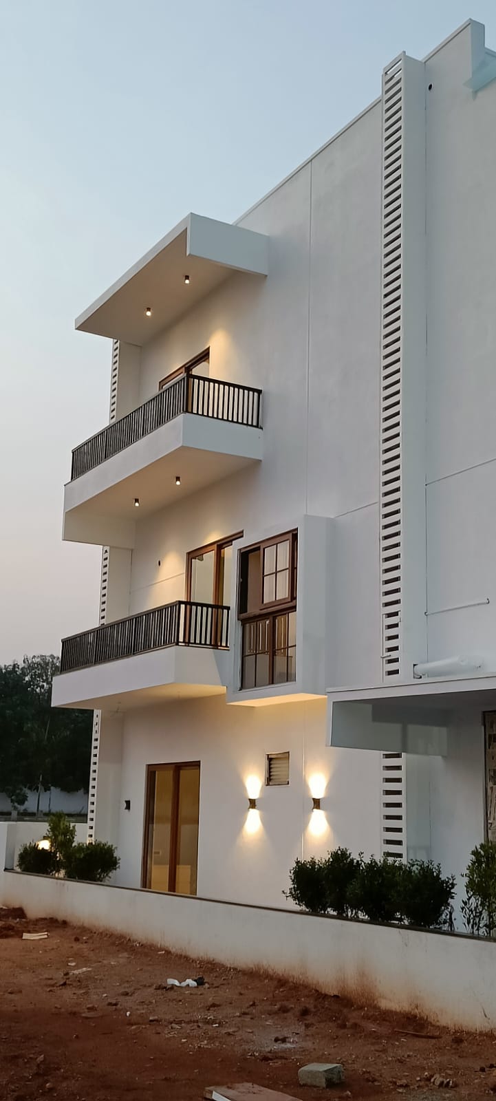 WhatsApp Image 2024-11-09 at 5.04.30 PM (2)